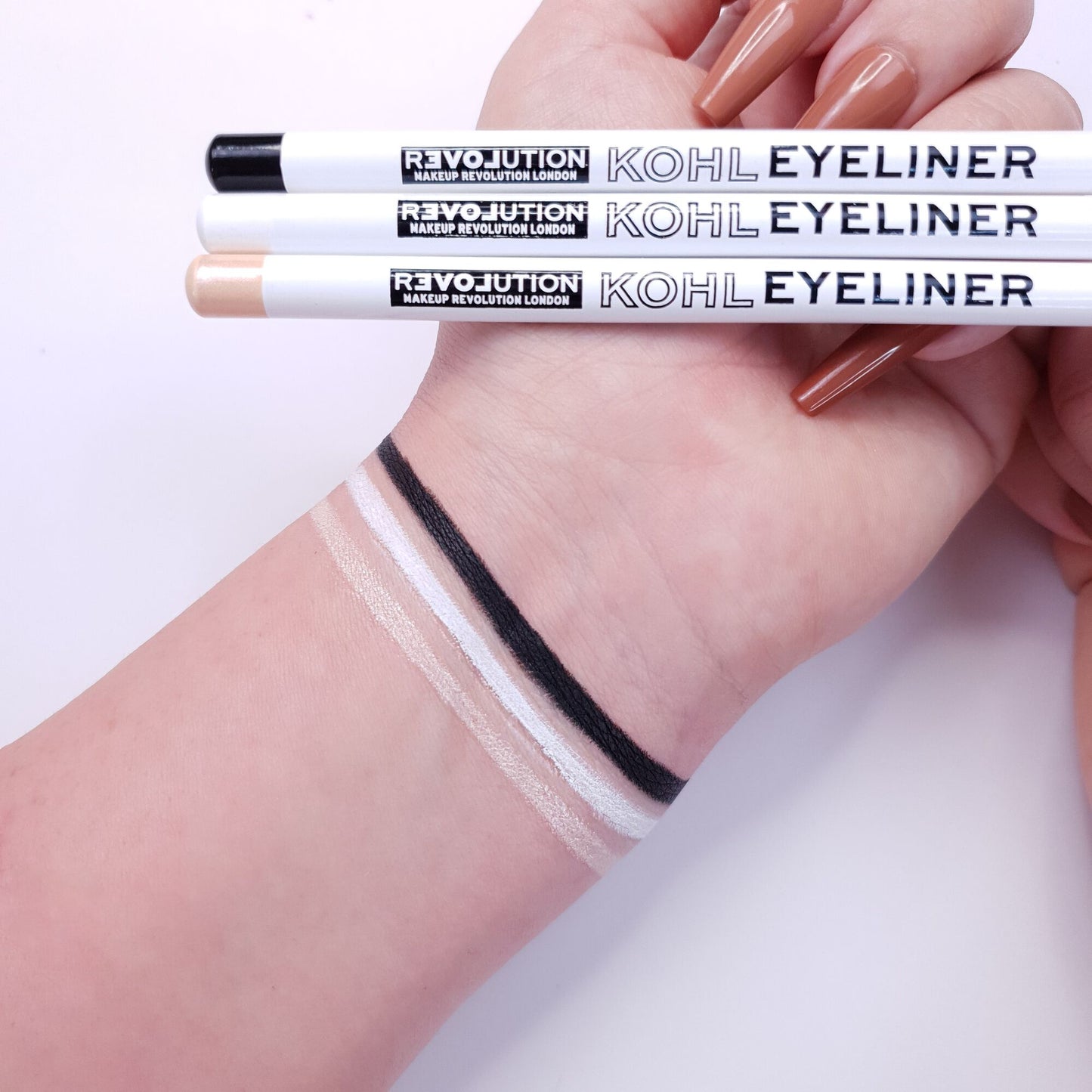 Relove by Revolution Kohl Eyeliner - White